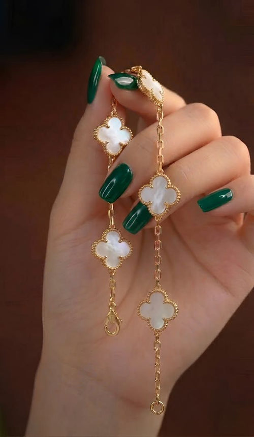Stylish reversible bracelet for daily wear