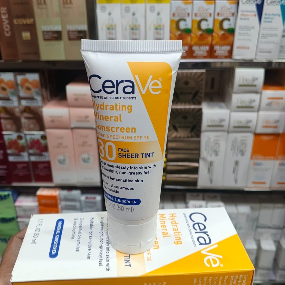 CeraVe Hydrating Mineral Sunscreen SPF 50 | Face Sunscreen with Ceramides & Hyaluronic Acid | 50ml