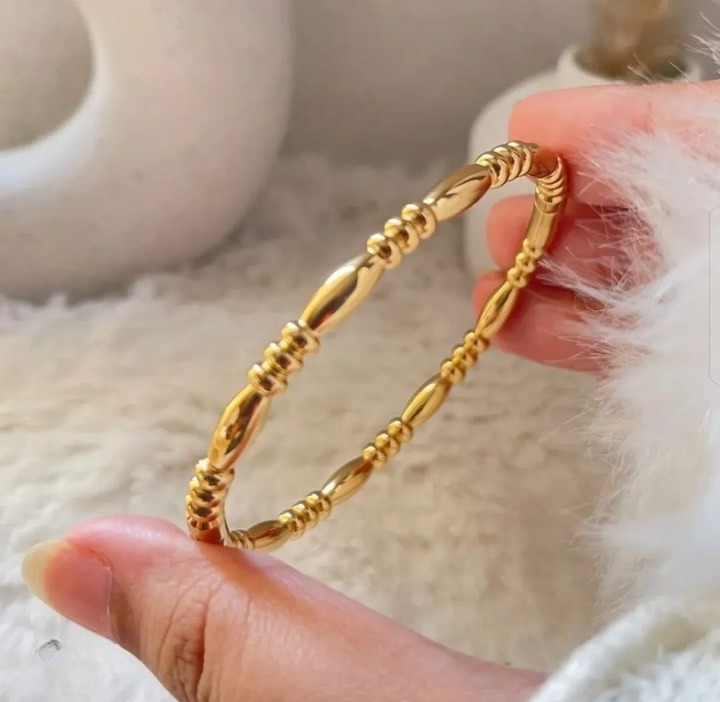 Korean fashion jewelry bangle for everyday wear